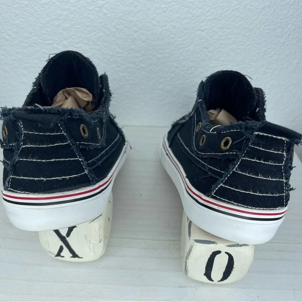 Yoki Black Distressed Canvas Slip-On Shoes Size 9-9.5 Streetwear